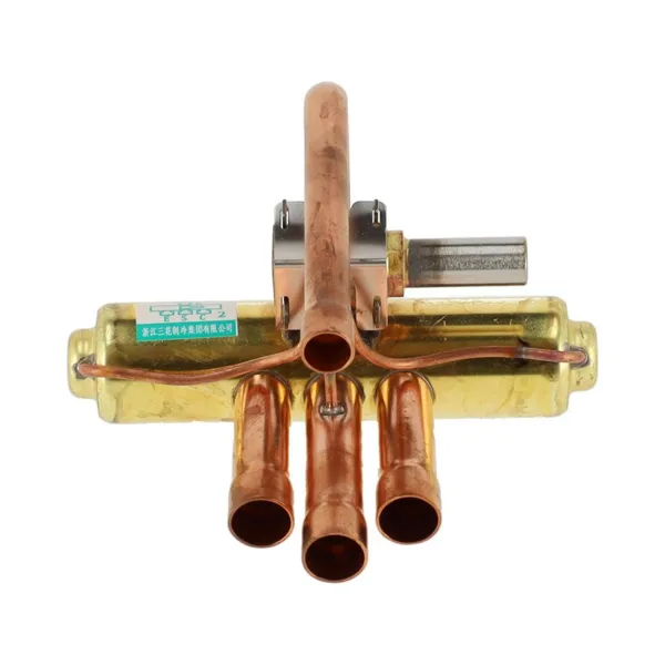 Remeha 4-way valve for outdoor unit AWHP 8 MR-2 R3 7776724