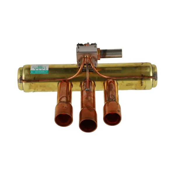 Remeha 4-way valve for outdoor unit AWHP 11-16 MR-2 R3 + TR-2 7776763